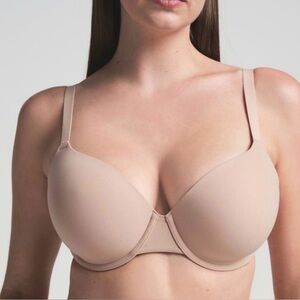 SKIMS T-Shirt Bra in Nude